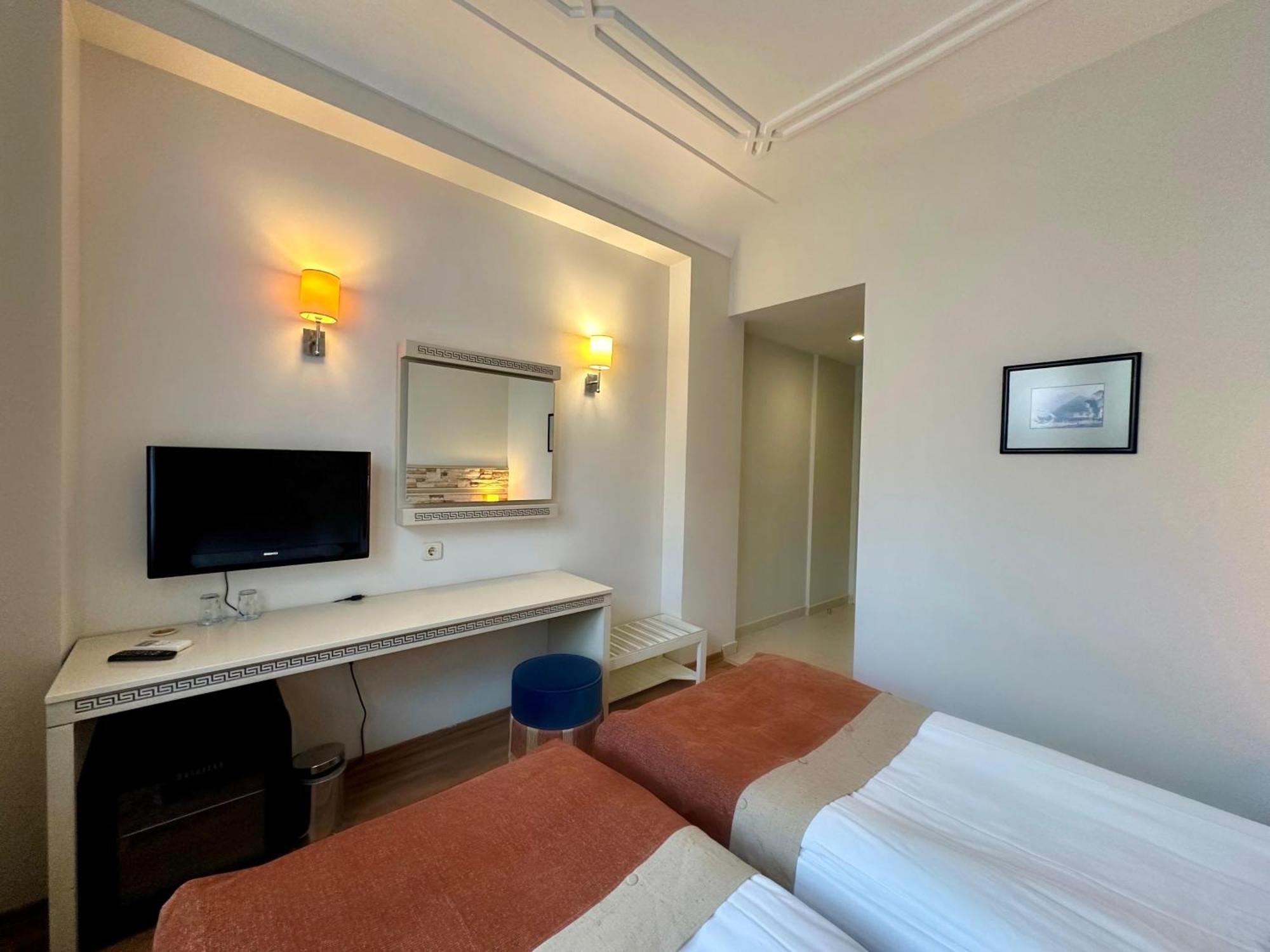 Aspen Hotel Antalya Buitenkant foto